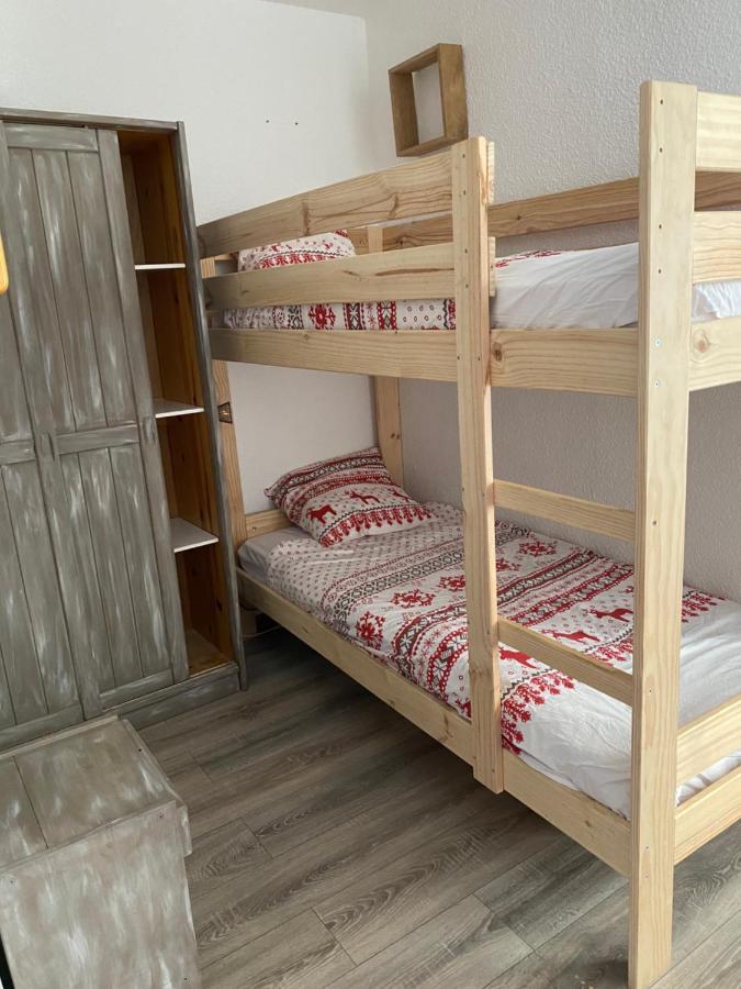 T2 Montagne En Etage Eleve. Apartment *