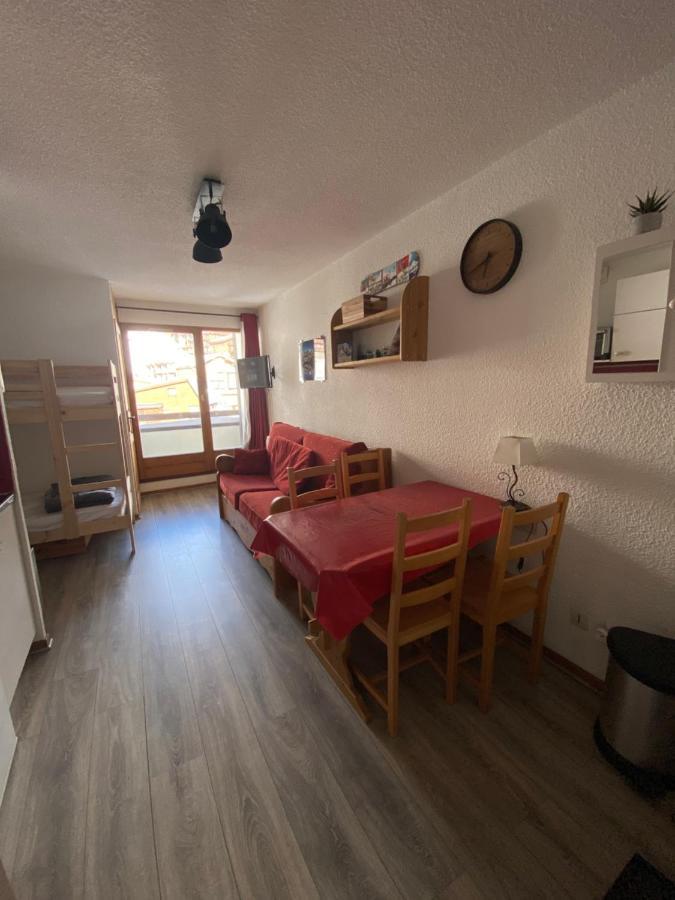 T2 Montagne En Etage Eleve. Apartment